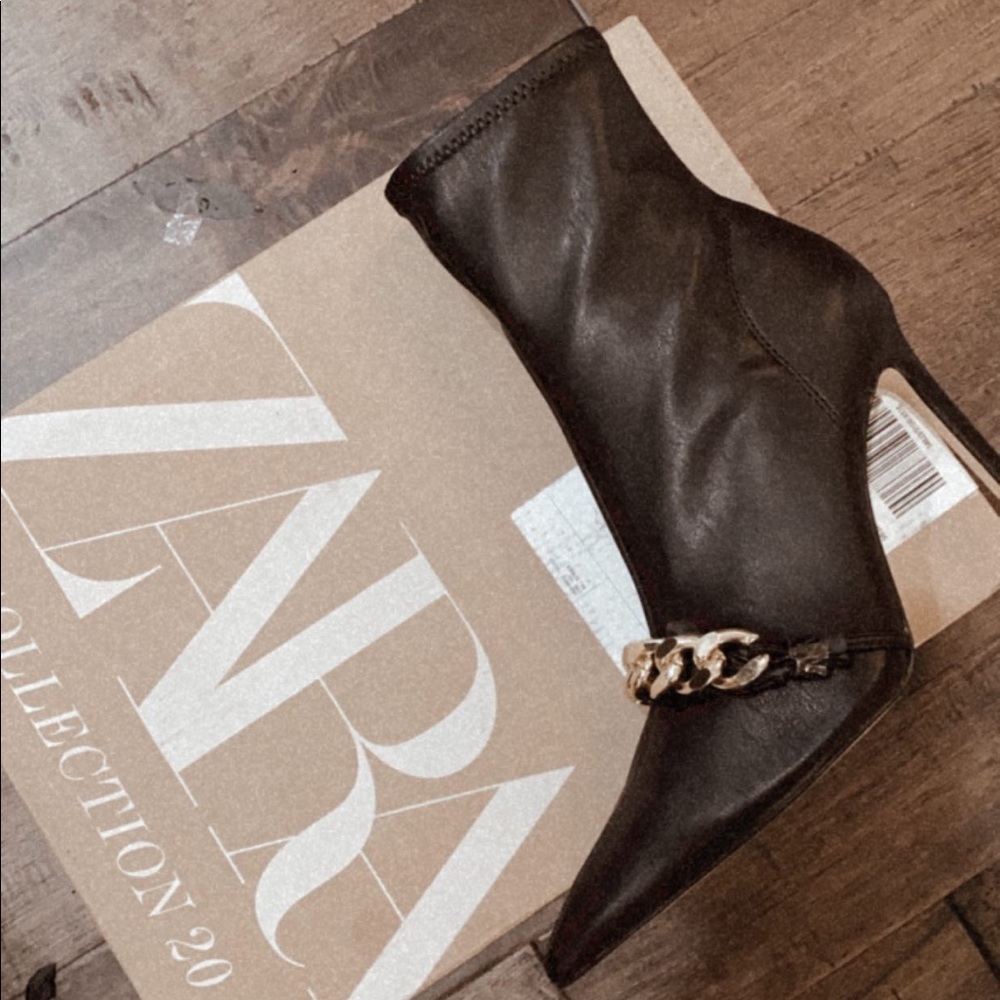 NEW Zara boots